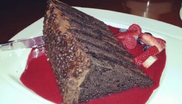 P.F. Chang's Great Wall of Chocolate Cake Recipe
