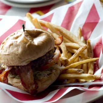 TGI Fridays NY Cheddar and Bacon Burger Recipe