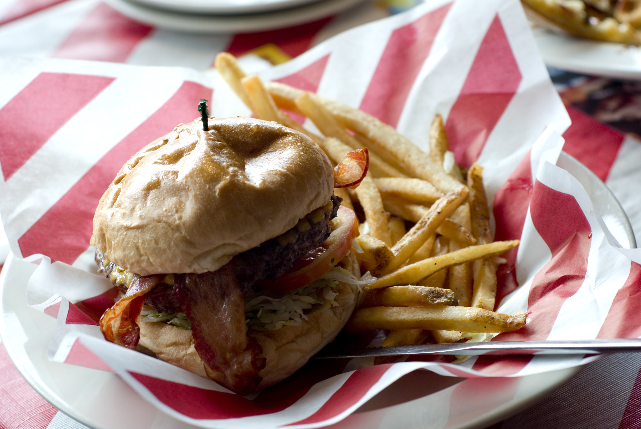 TGI Friday's NY Cheddar and Bacon Burger