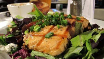 Bonefish Grill Grilled Salmon and Asparagus Salad Recipe