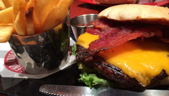 Red Robin Smoke and Pepper Burger Recipe