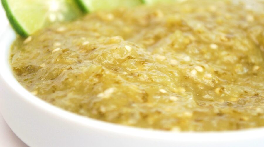 Acapulco Fresh Tomatillo Salsa Recipe