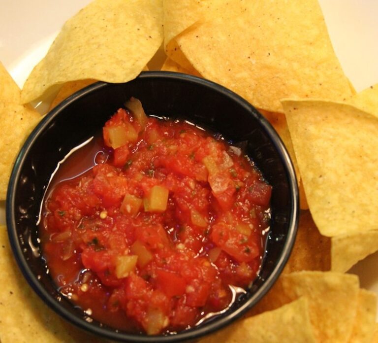Chipotle Fresh Tomato Salsa Recipe - Secret Copycat Restaurant Recipes