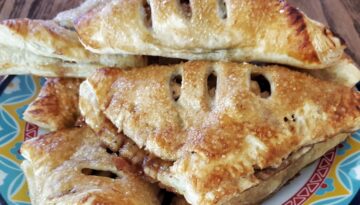 Hardee's Apple Turnovers Recipe