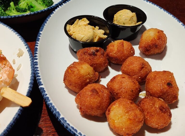 Red Lobster Hush Puppies Recipe Secret Copycat Restaurant Recipes