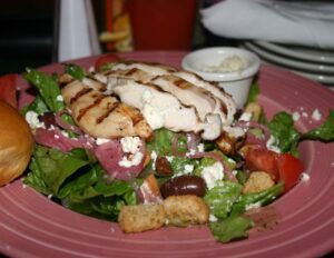 Bennigan’s Greek Chicken Salad Recipe