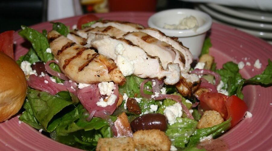 Bennigan’s Greek Chicken Salad Recipe