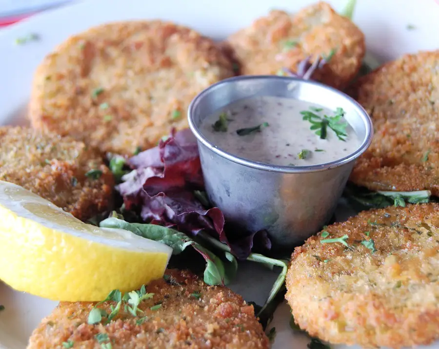 Dinosaur Bar-B-Que Fried Green Tomatoes Recipe