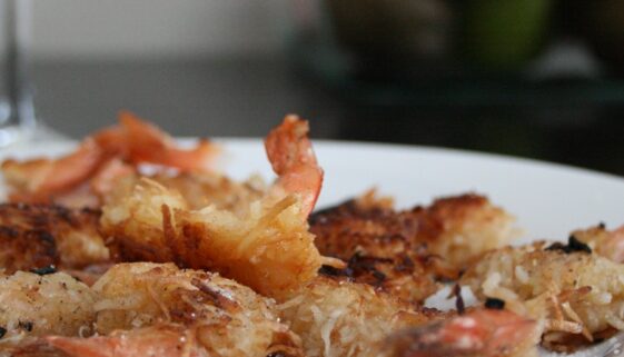 Ruby Tuesday Coconut Shrimp and Sweet and Hot Dipping Sauce Recipe