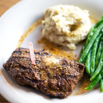Calhoun's on the River Calhoun's Ale Steak Recipe