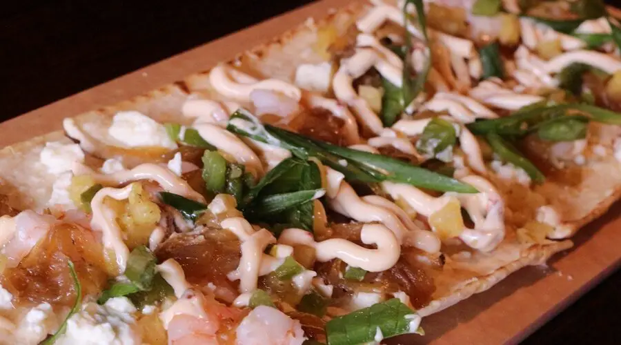 Gordon Biersch Chipotle Shrimp Flatbread Recipe