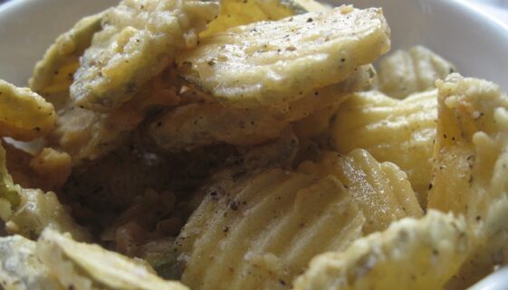 O'Charley's Fried Pickle Chips Recipe
