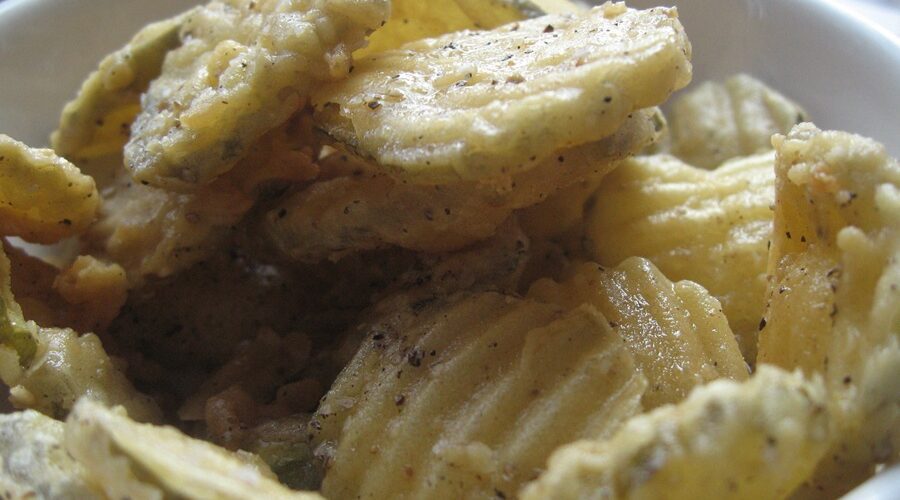 O'Charley's Fried Pickle Chips Recipe