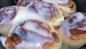 Auntie Anne's Cinnamon Rolls Recipe