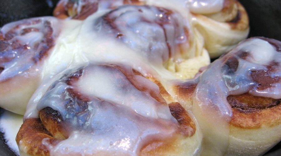 Auntie Anne's Cinnamon Rolls Recipe