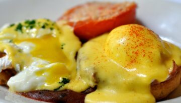 Brennan's Eggs Hussarde Recipe