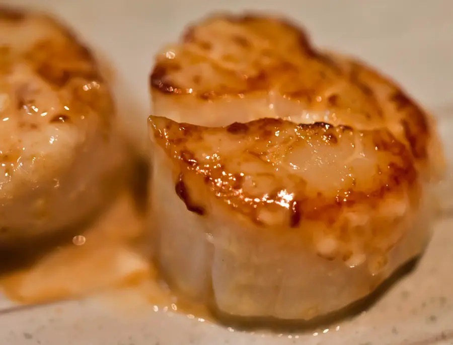 Bahama Breeze Pan-Seared Sea Scallops with Angel Hair Pasta Recipe