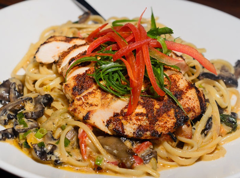 Gordon Biersch Blackened Chicken Linguine Recipe