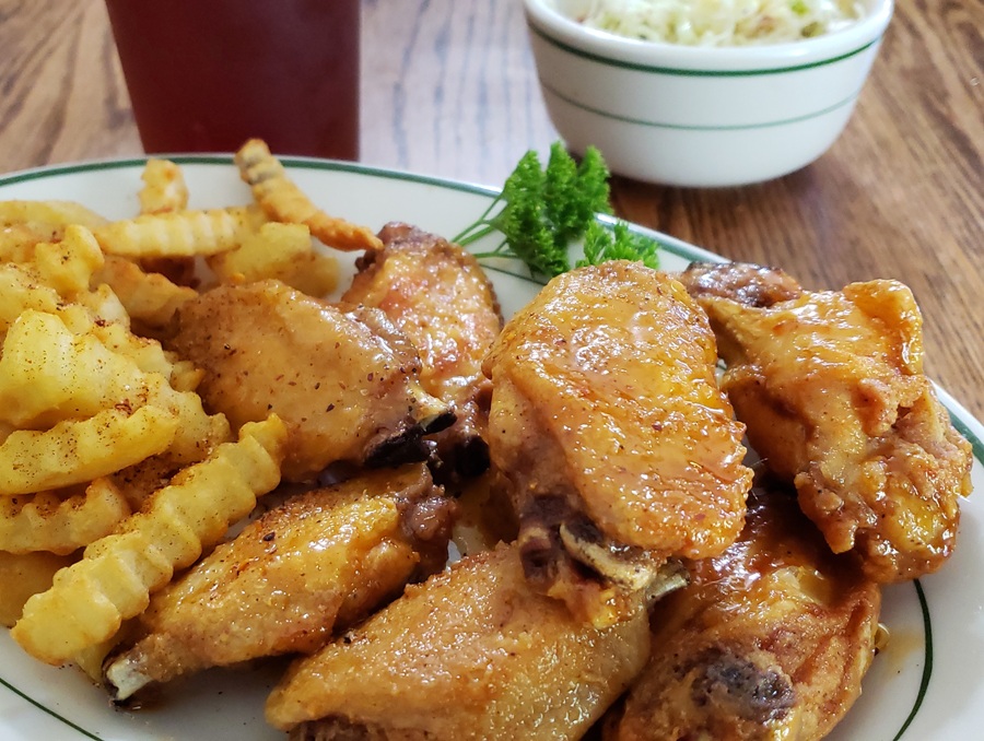 Hurricane Grill & Wings Gold Rush Wings Recipe