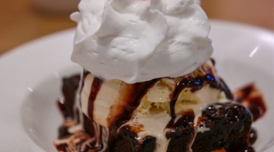 Bennigan’s Brownie Bottom Pie Recipe
