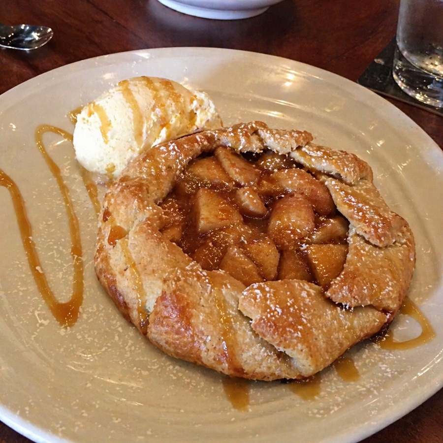 Carrabba's Italian Grill Cinnamon Apple Crostata Recipe