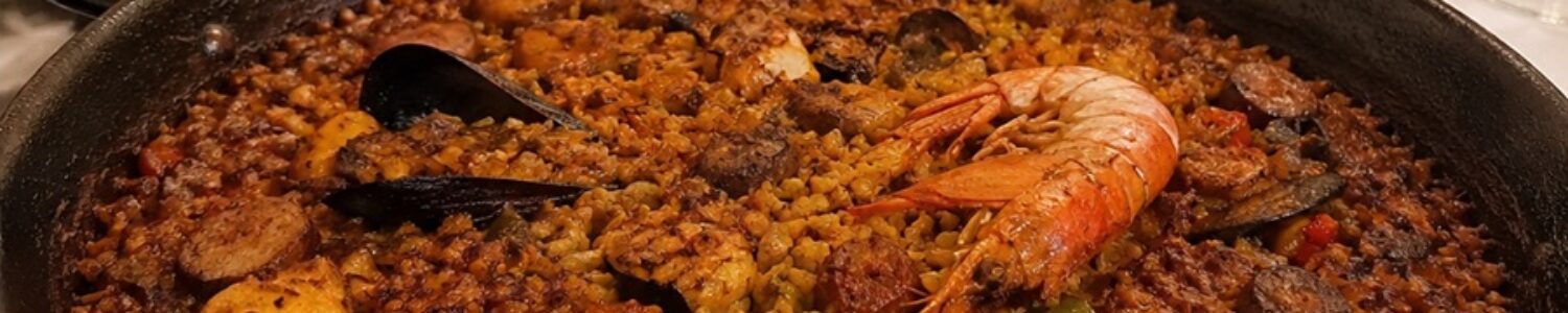 7 Portes Paella Manolete, Seafood and Sausage Paella Recipe