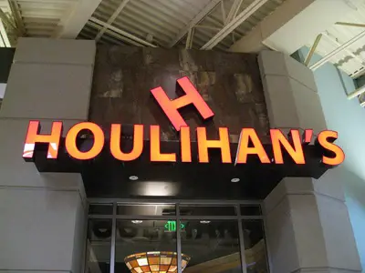 Houlihan's Restaurant & Bar Copycat Recipes
